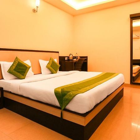 Hotel Janki International By Keymagics Varanasi Bagian luar foto