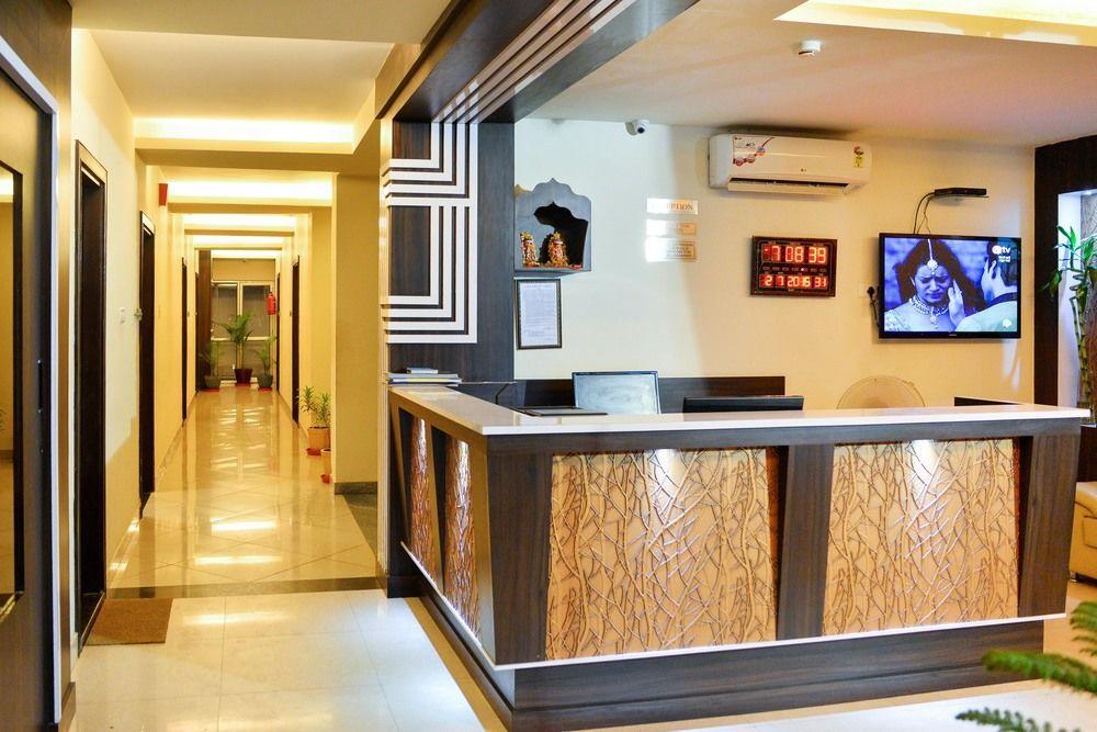 Hotel Janki International By Keymagics Varanasi Bagian luar foto