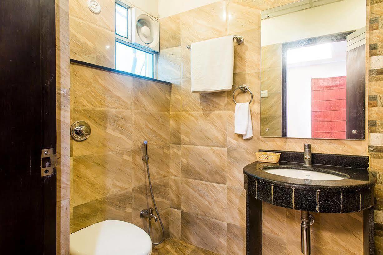 Hotel Janki International By Keymagics Varanasi Bagian luar foto