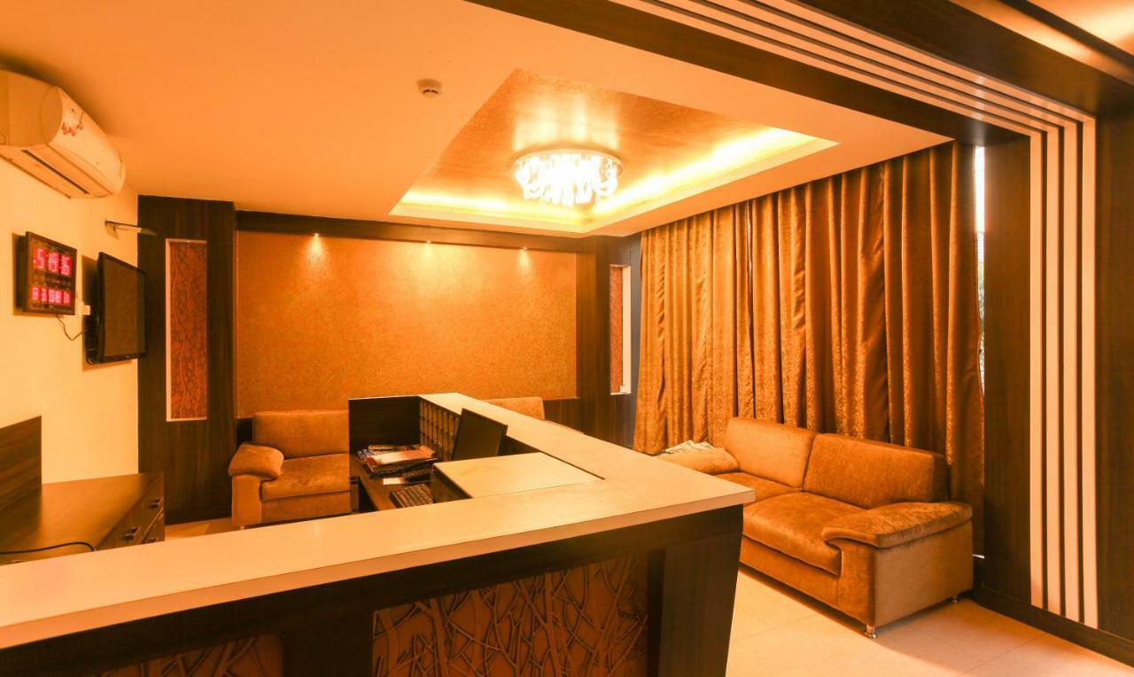 Hotel Janki International By Keymagics Varanasi Bagian luar foto